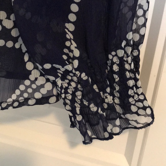 Blouse sz L,$30 - Picture 3 of 5